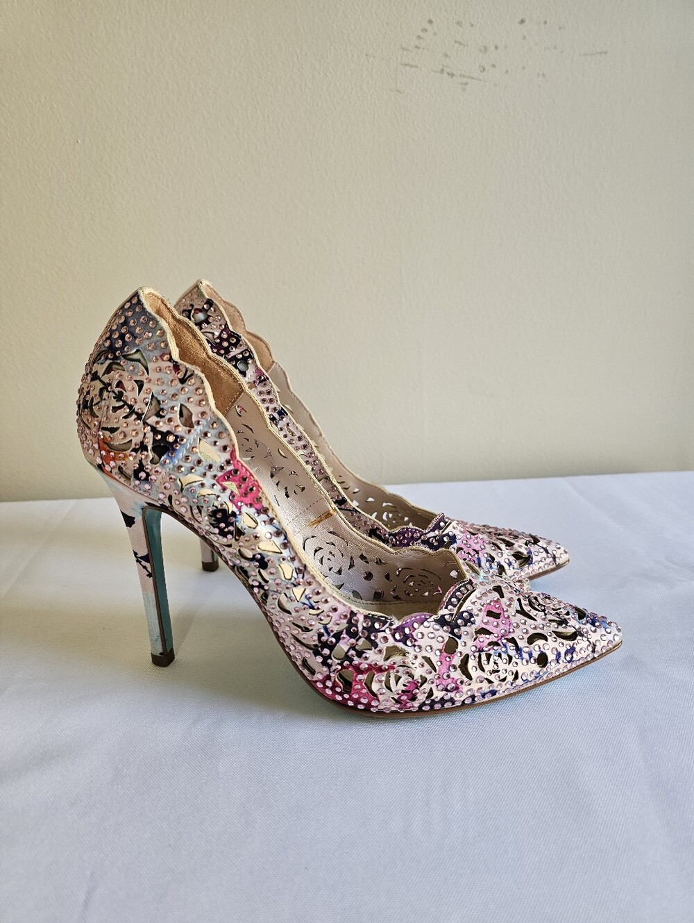Betsey Johnson Pink Multi-Color Crystal Cutout Pointed-Toe Pumps
